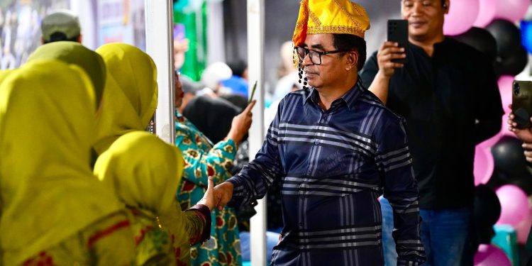 Reuni Akbar SMP Negeri 13 Palu, Pemkot Harap Kualitas Pendidikan Di Kota Palu Merata