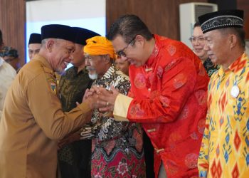 Asisten I Setda Kota Palu Lantik Pengurus FPK Periode 2025-2029