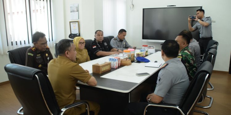 Rapat Bersama Forkopimda, Pemkot Palu Incar PAD Rp60 Juta Perhari Dari Sektor Parkir