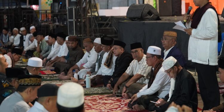 Pemkot Gelar ‘Subuh Berkah’ di Lapangan Vatulemo