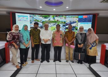 Kominfo Palu Kunjungi War Room Kominfo Kota Makassar dalam Rangka Studi Banding Implementasi Smart City