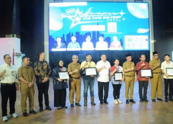 Asisten II Setda Kota Palu Hadiri Pembukaan Job Fair Sulteng 2025