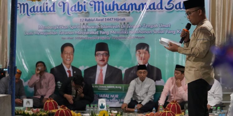 Plt. Asisten II Setda Kota Palu Hadiri Peringatan Maulid Nabi Muhammad SAW 1447 H di Kelurahan Talise Valangguni