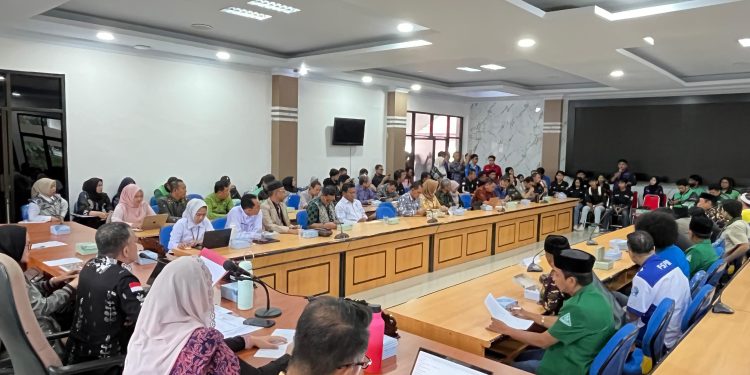 Wali Kota Palu Turunkan Pajak Makan Minum UMKM Menjadi 5 Persen