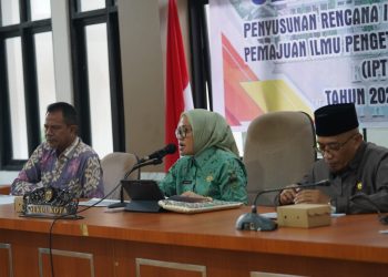 Sekda Irmayanti Membuka Seminar Rencana Induk dan Peta Jalan IPTEK