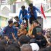 Wali Kota Palu Melebur Bersama Massa Demonstarn Mahasiswa dan Ojol, Komitmen Lakukan Perubahan Untuk Kota Palu