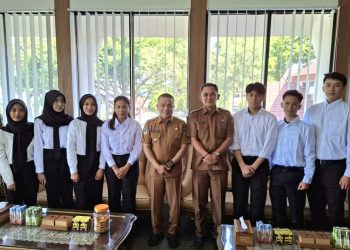 Wali Kota Palu Lepas Tujuh Peserta Diklat Bahasa dan Budaya Jepang