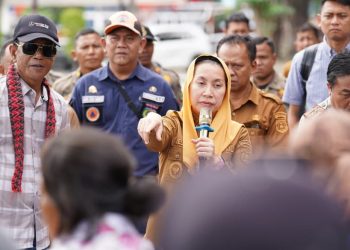 Wawali Imelda Temui Massa Demo Penyintas Bencana Alam 2018 Silam