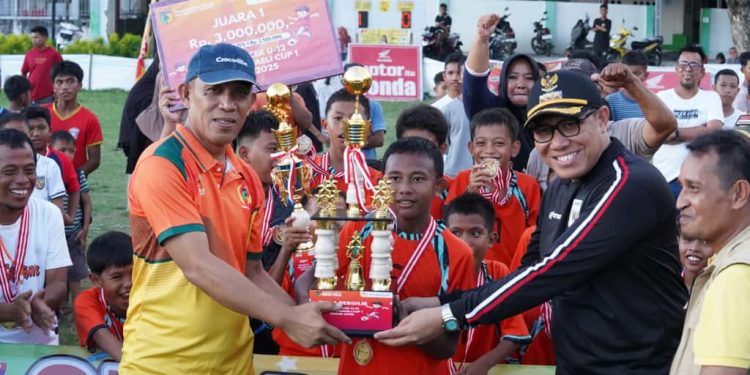 Kadispora Kota Palu Tutup Kompetensi Mini Soccer U-12, Club SPUT Junior Tawaeli Keluar Sebagai Juara
