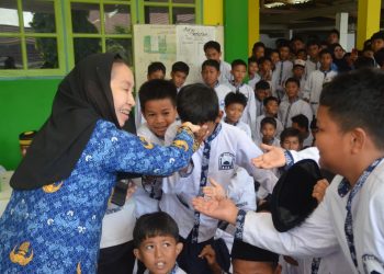 Tinjau Pelaksanaan Program Bina Imtaq, Wawali Imelda Kunjungi Tiga Sekolah di Kota Palu