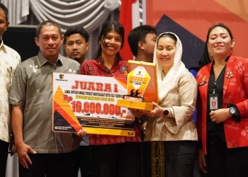 Wawali Imelda Serahkan Apresiasi Inovasi Award Daerah Kota Palu Tahun 2025