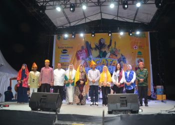 Asisten Administrasi Umum Setda Kota Palu Hadiri Penutupan Ngata Topodoka Jilid 3