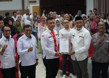 Asisten I Setda Kota Palu Buka Sosialisasi PSKS Terhadap Masyarakat Pemerlu PPKS