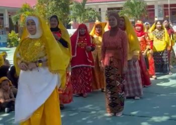 Peringatan Hari Sumpah Pemuda 2025, SDN Lasoani Gelar Upacara Hingga Lomba