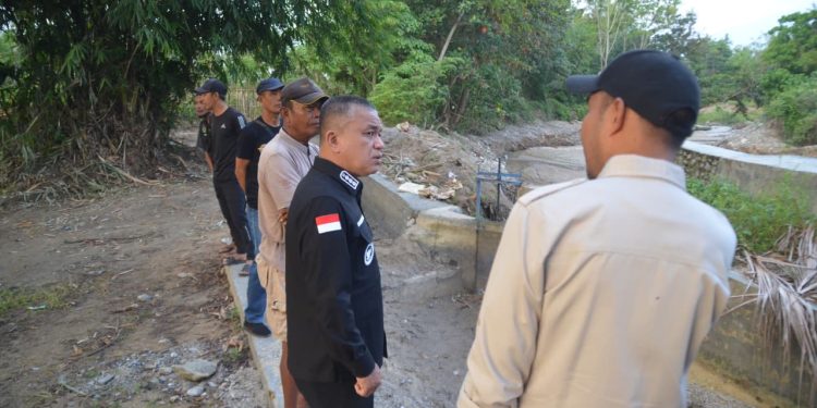 Respon Aduan Masyarakat Terkait Air Bersih, Wali Kota Palu Tinjau Kondisi Aliran Sungai Kawatuna