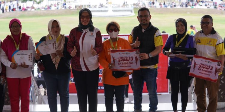 Diah Puspita Tutup Kejuaraan Tarkam 2025, Kecamatan Palu Selatan Raih Juara Umum