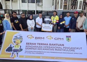 Pemkot Palu Terima Bantuan 8 Unit Kendaraan Operasional Pengangkut Sampah Dari PT. CPM