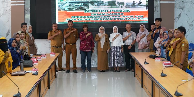 Sekda Kota Palu Buka Diskusi Publik Sinkronisasi Rencana Induk dan Peta Jalan Pemajuan IPTEK