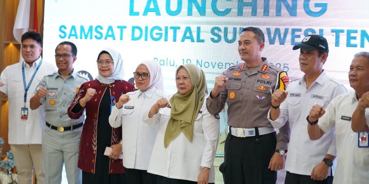 Sekda Kota Palu Hadiri Peresmian Layanan Samsat Digital