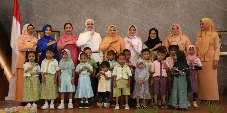 Puncak HUT ke-26 DWP Kota Palu Tekankan Peran Perempuan dalam Mewujudkan Indonesia Emas 2045