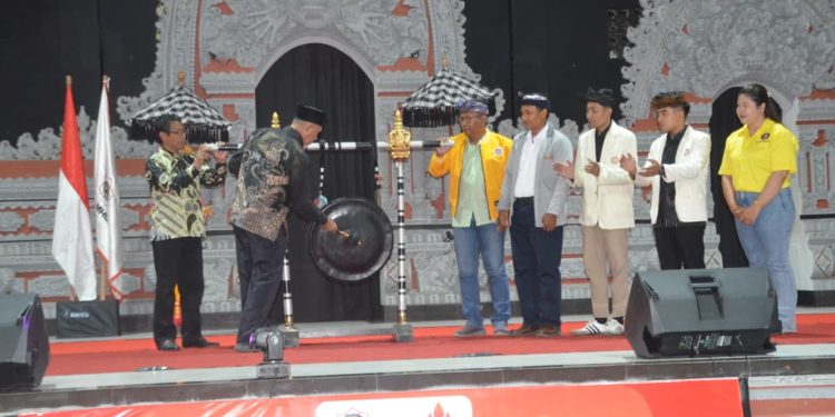 Asisten I Setda Kota Palu Buka Kegiatan MPAB X Pimpinan Cabang KMHDI Kota Palu Tahun 2025