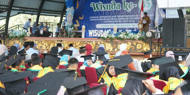 Asisten I Setda Kota Palu Hadiri Wisuda XXXV Santri TK-TPA Al-Qur’an LPPTKA BKPRMI