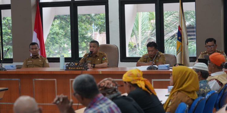 Wali Kota Palu Pimpin Rapat Kesiapsiagaan Bencana