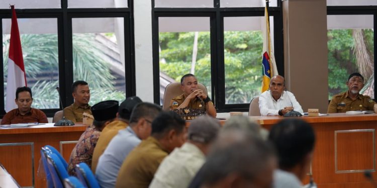 Wali Kota Palu Pimpin Rapat Pembahasan Pemanfaatan Tanah Hibah di Kelurahan Pengawu dan Bayaoge