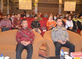 Plt. Asisten II Setda Kota Palu Hadiri Wisuda Ke-XXIV STIKES Indonesia Jaya Palu