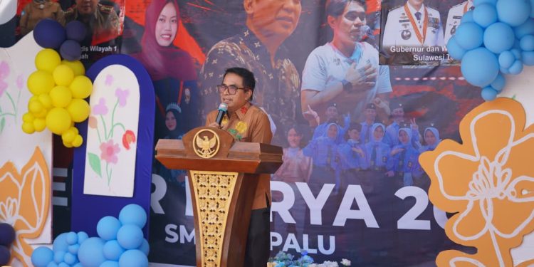 Kadis Dikbud Kota Palu Apresiasi Siswa SMKN 2 Palu Atas Kreasi dan Inovasi “Gelar Karya Siswa”
