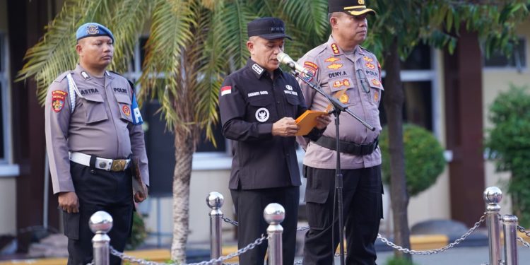 Wali Kota Palu Pimpin Apel Gelar Pasukan Operasi Kepolisian Terpusat “Lilin Tinombala 2025”